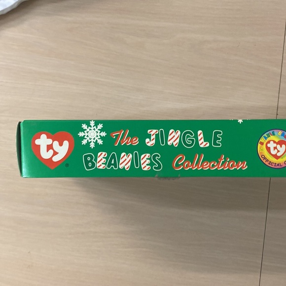 2001 TY Jingle  Beanies.  NWOT and kept in storage.  Perfect gift. . - Picture 2 of 5